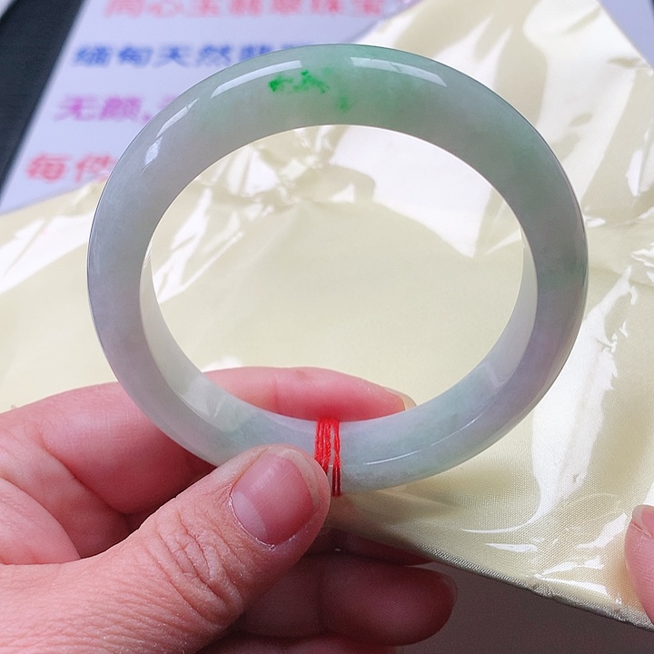 翡翠手镯未镶嵌翡翠074