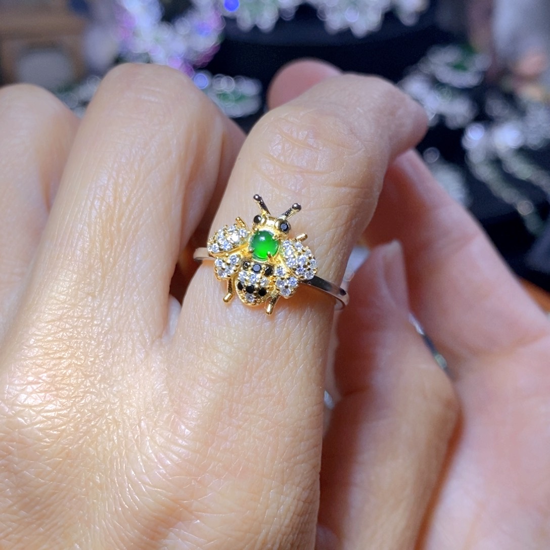 翡翠耳饰银S925镶嵌天然翡翠