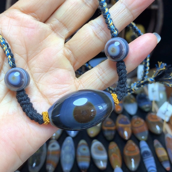 未镶嵌颈饰玛瑙/玉髓