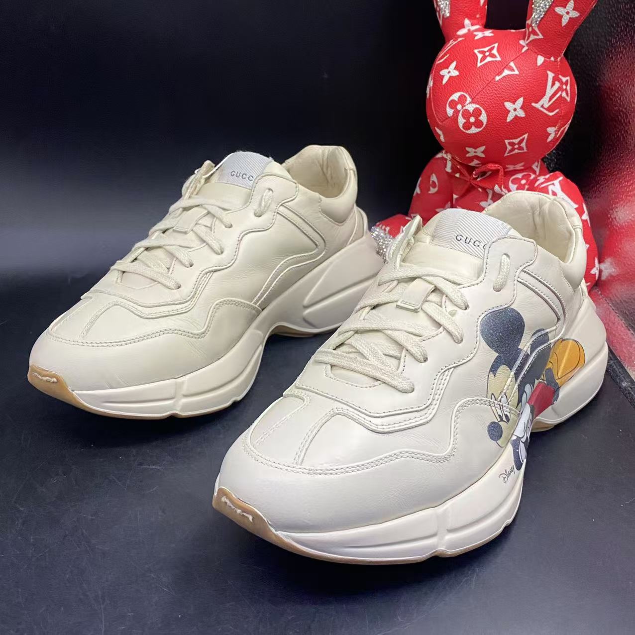 95新 GUCCI/古驰 【AO特惠】男士休闲时尚米白色米奇老爹鞋41欧码