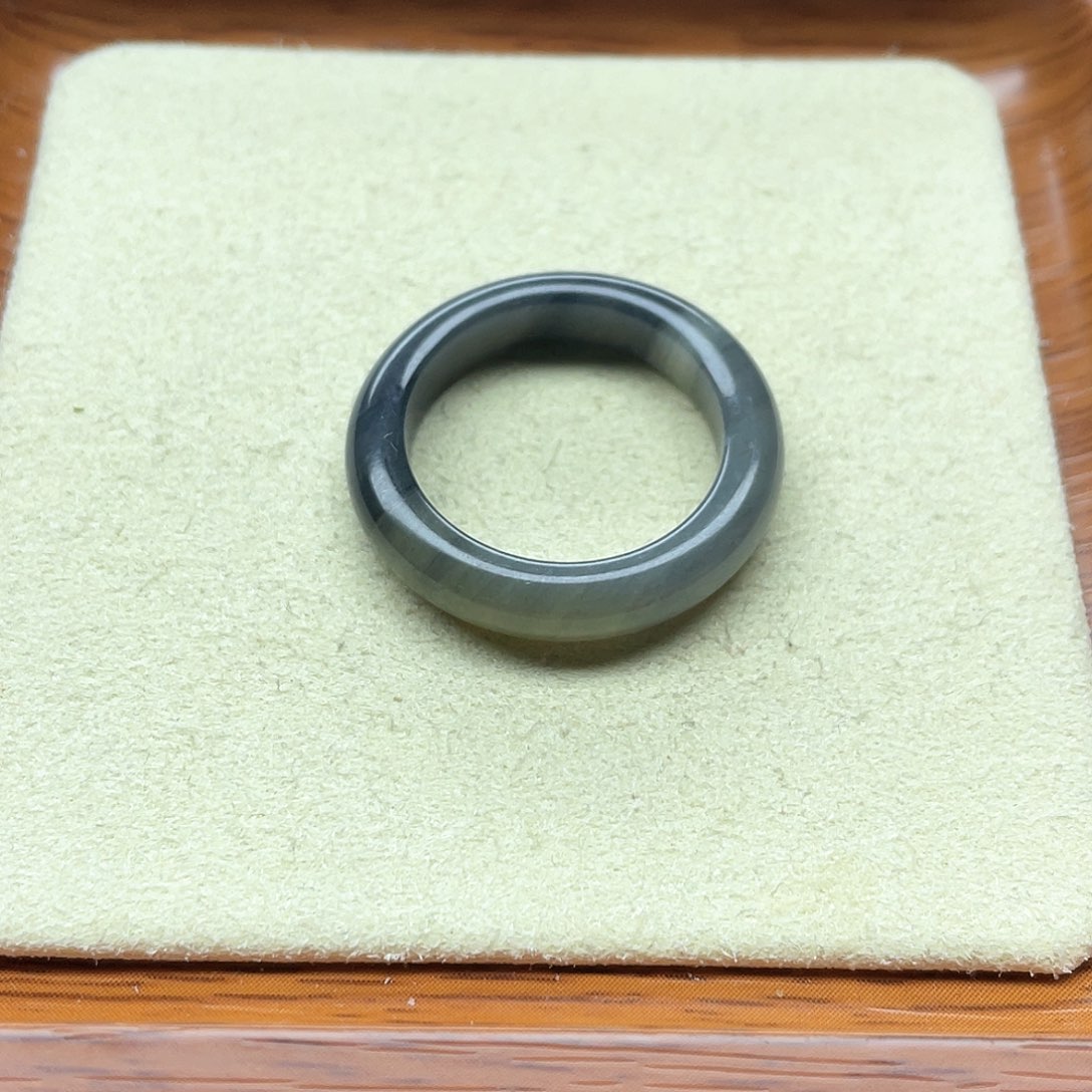 和田玉戒指未镶嵌?****?聚墨青花戒圈20+