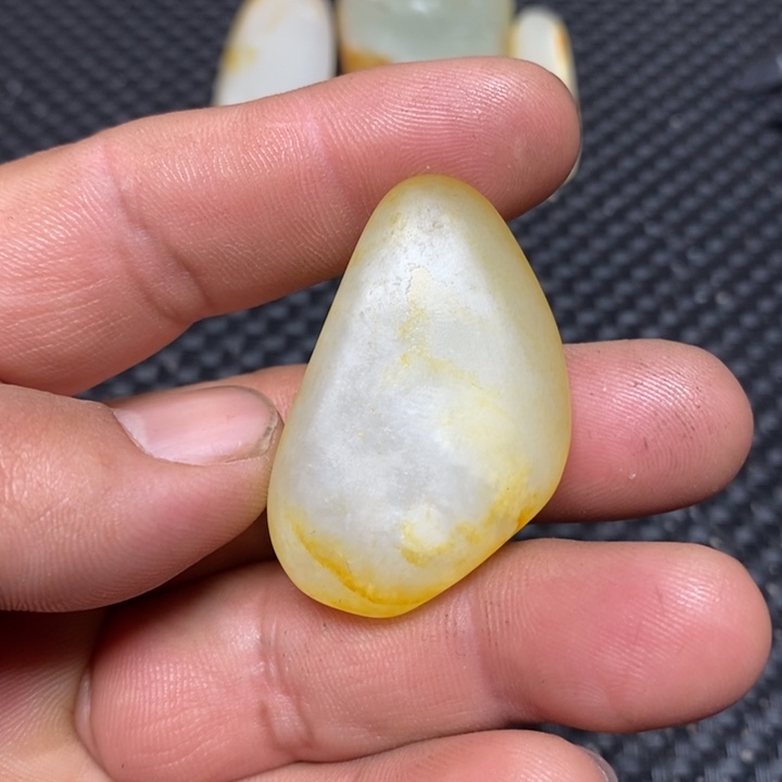 和田玉（白玉）珠宝奇石未镶嵌