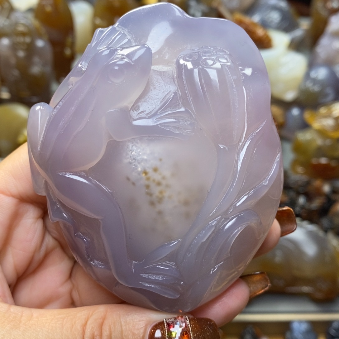 玛瑙/玉髓把件（微瑕）未镶嵌