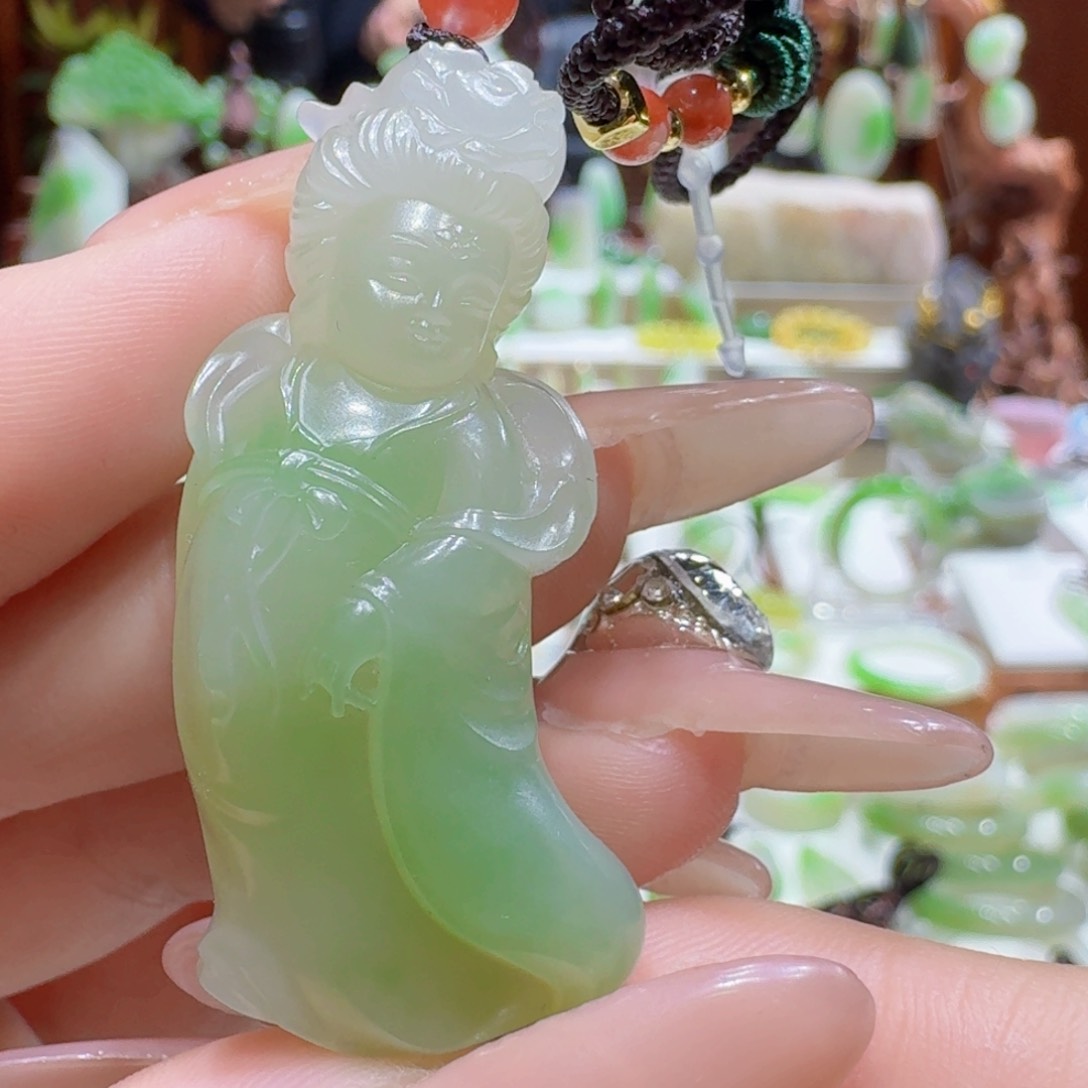 和田玉翠青冰底唐女未镶嵌