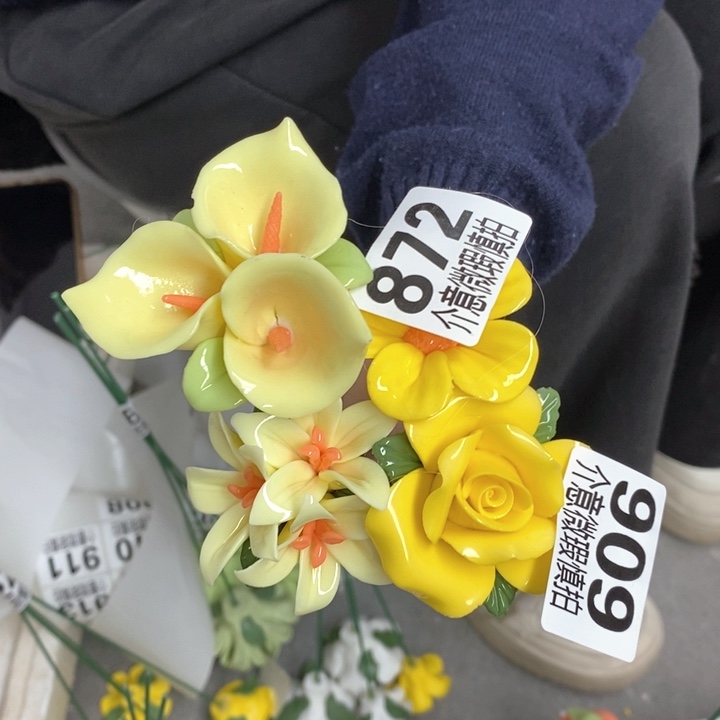 摆件陶瓷材料研究