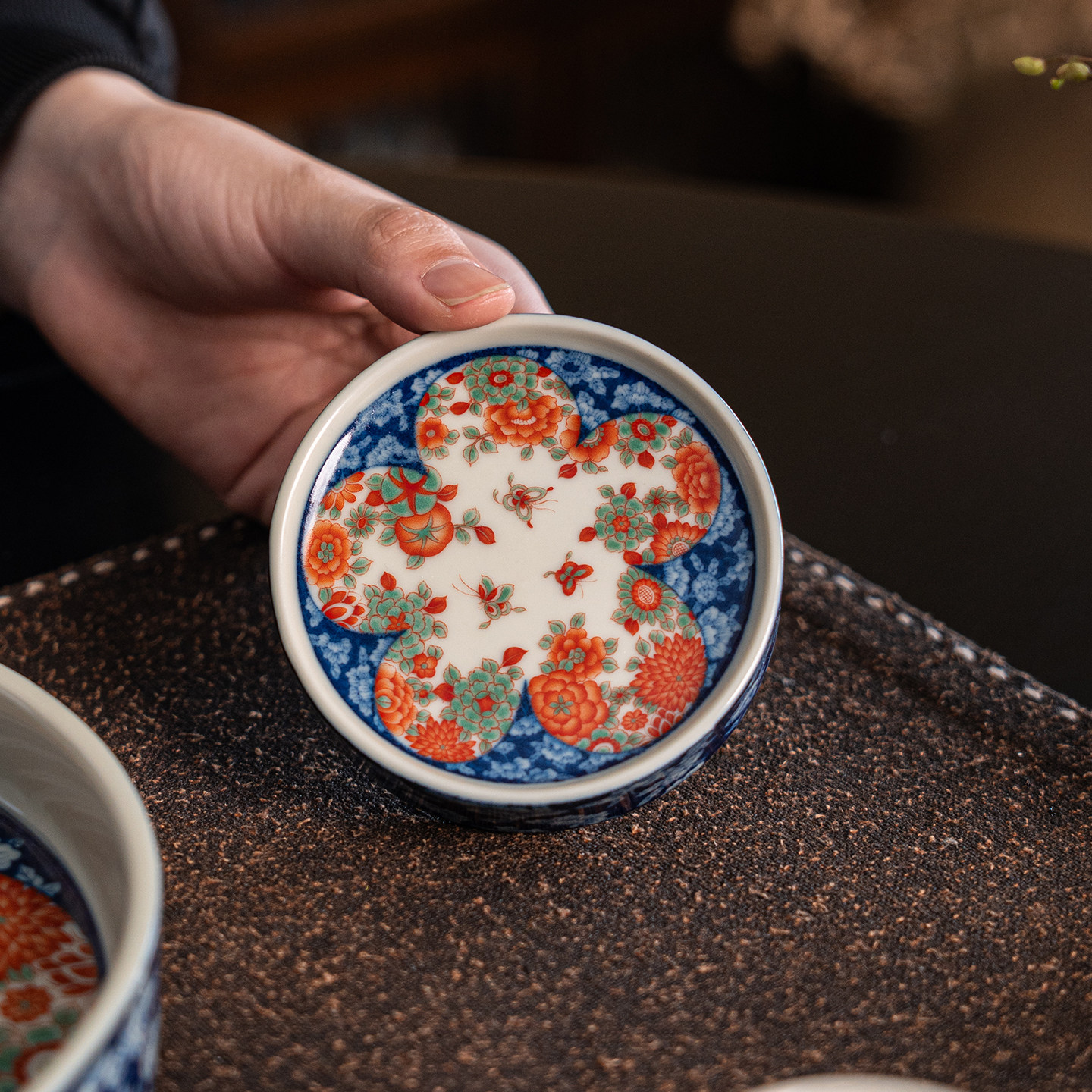 茶小洋-彩蝶锦绣陶瓷盖置（直径8.7cm）
