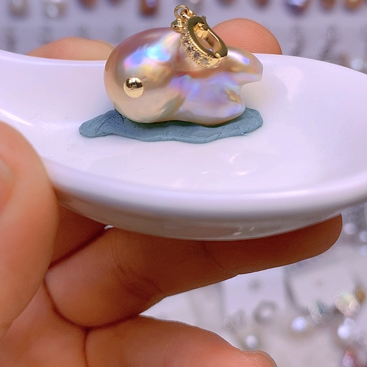 淡水珍珠颈饰合金