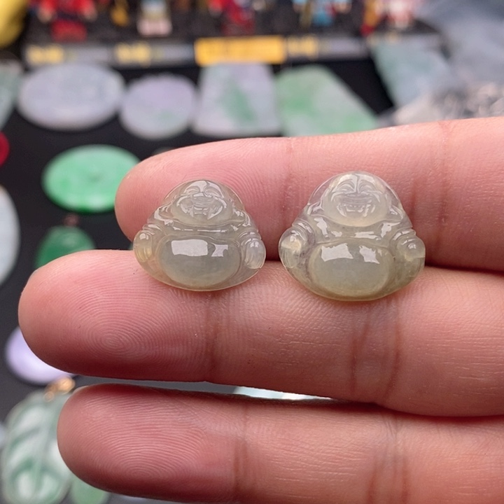 翡翠吊坠(不含链)未镶嵌周****鱼