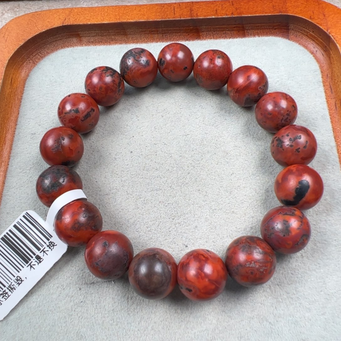 南红玛瑙未镶嵌（鸡血铁皮手串11mm+