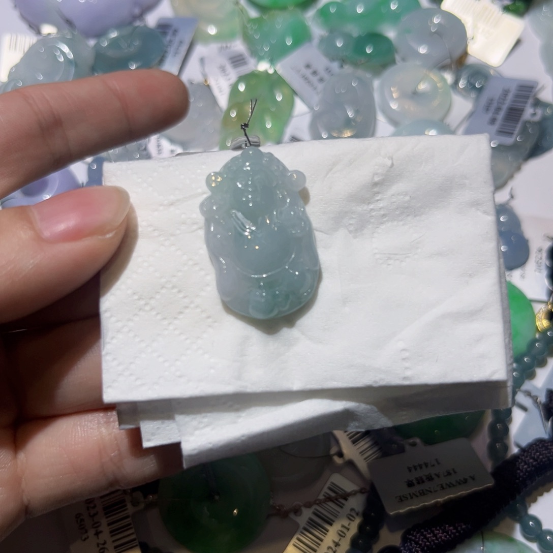 翡翠颈饰未镶嵌天然翡翠A货