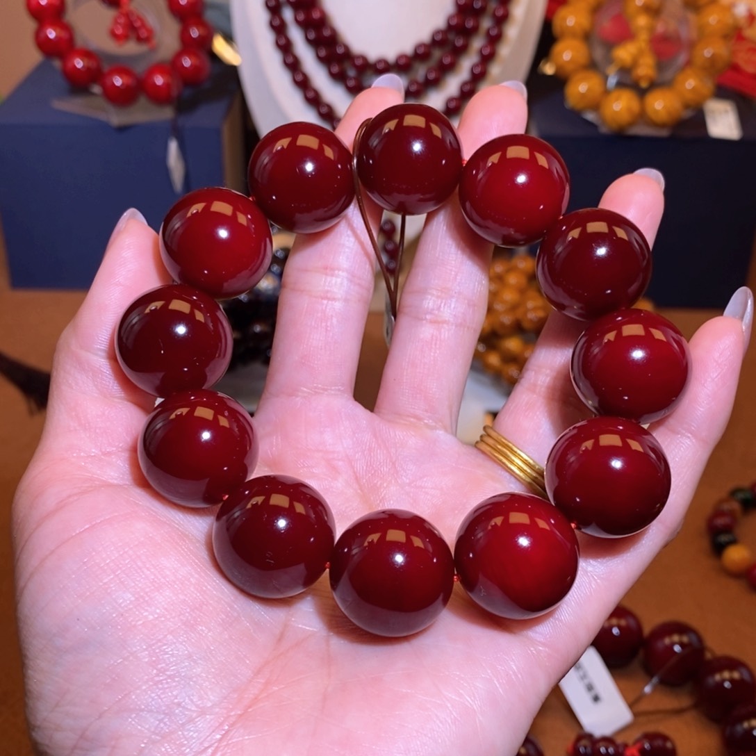 贝壳杉大***生血龙木2.0天花板冰料