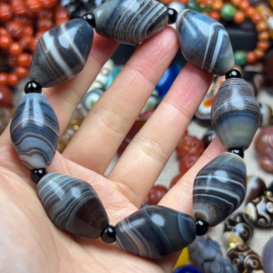 玛瑙/玉髓未镶嵌颈饰