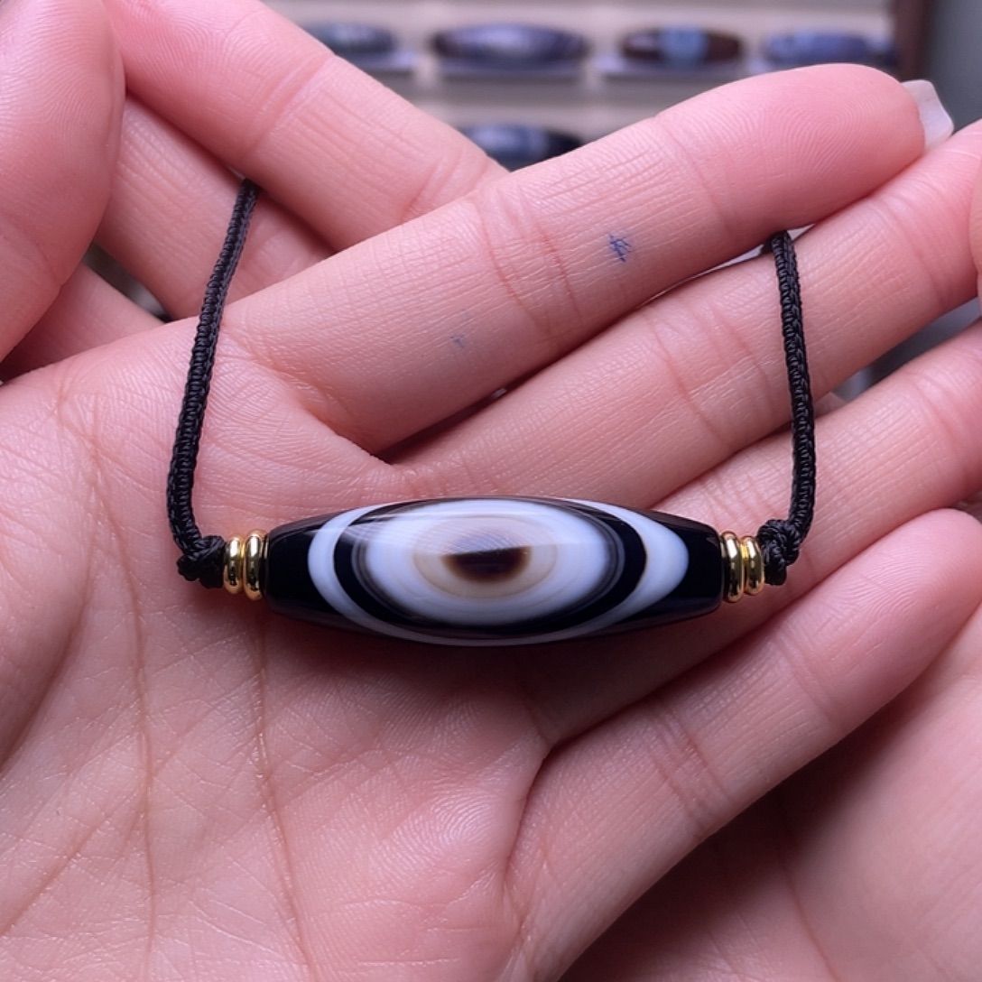 大***威玛瑙/玉髓未镶嵌颈饰