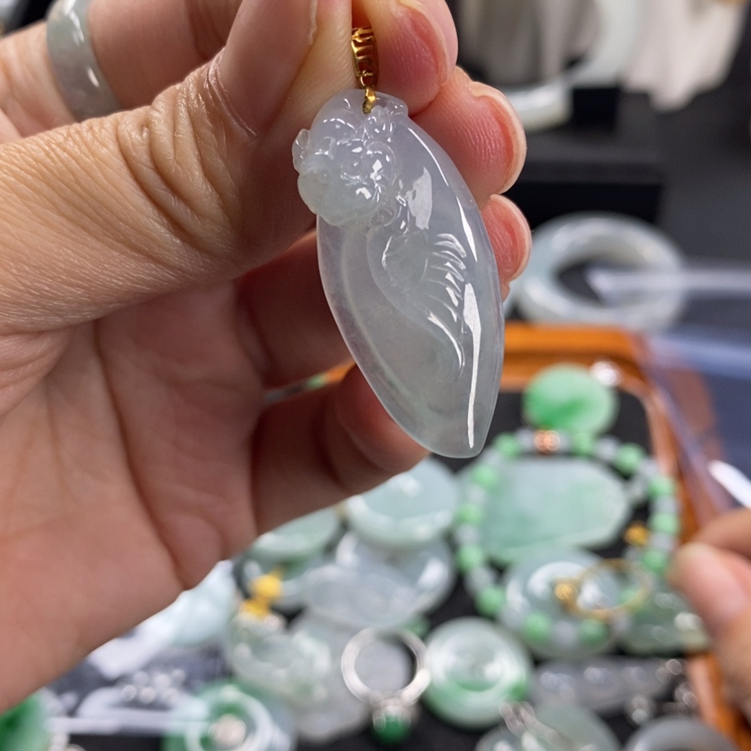 翡翠未镶嵌颈饰天然翡翠