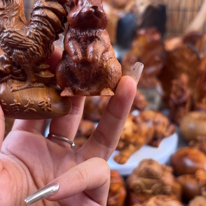 时***2太行崖柏手把件的设计和制作