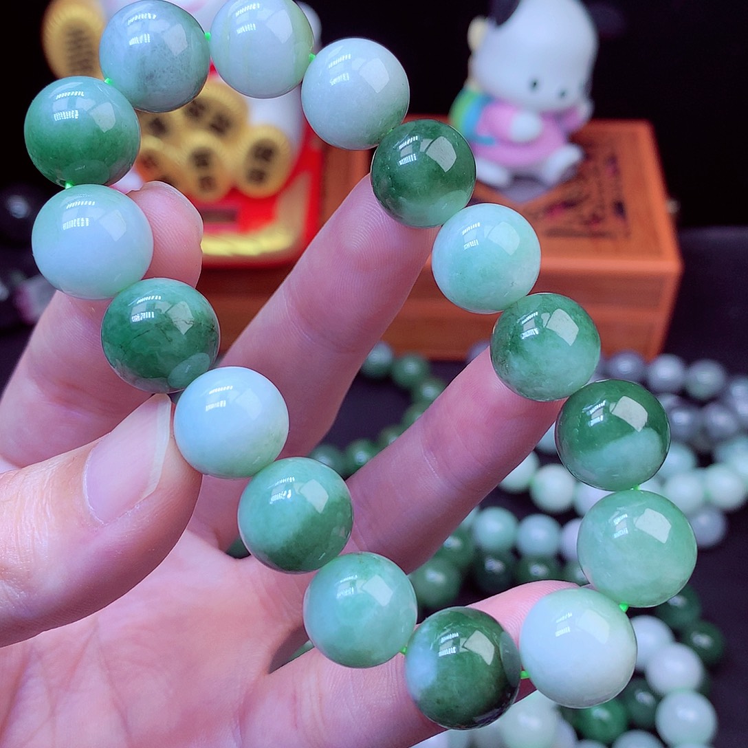 翡翠未镶嵌毛衣链