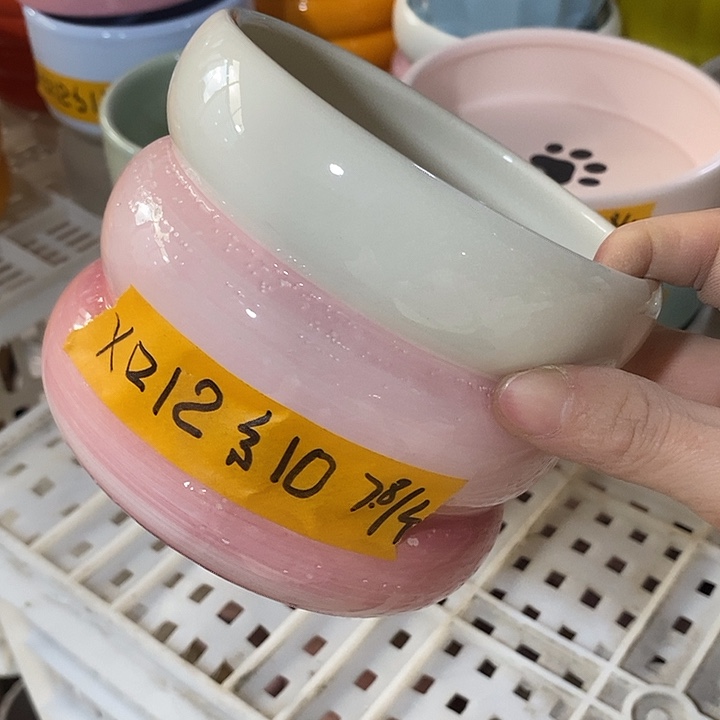 陶盆有孔 瑕疵针孔漏釉介意勿拍外口 12外高10