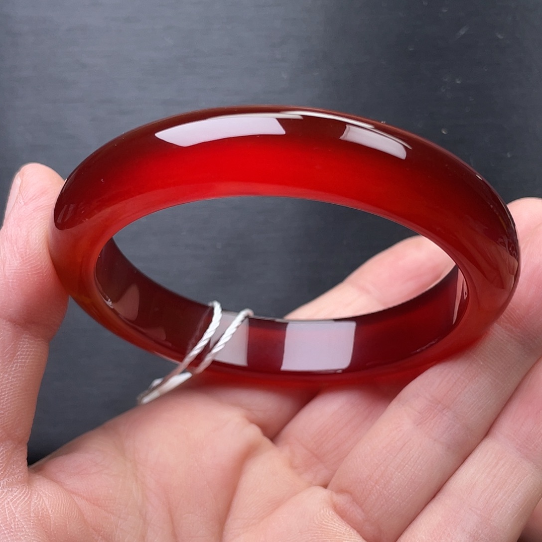 玛瑙/玉髓手镯未镶嵌58圈口