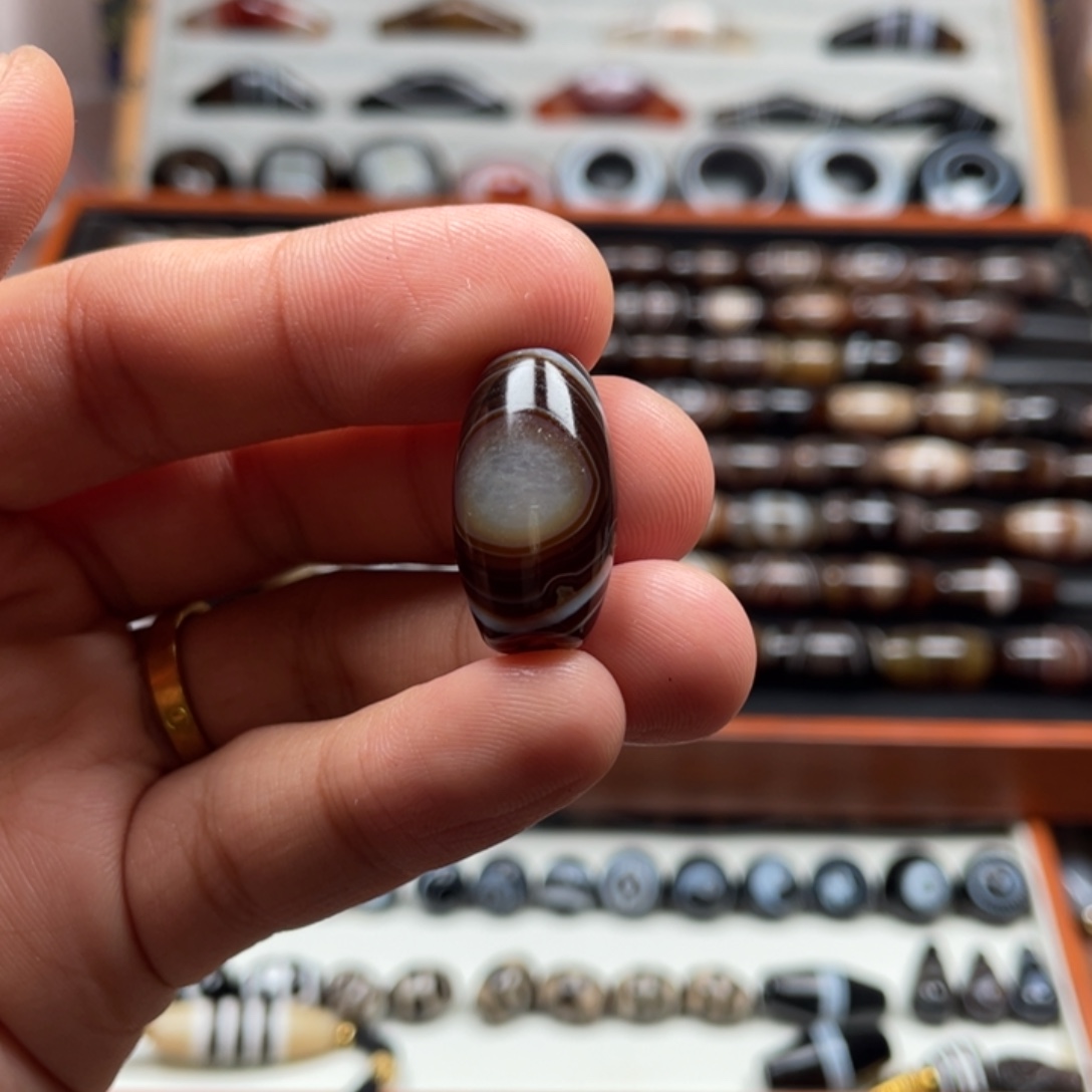 玉****未镶嵌配饰玛瑙/玉髓