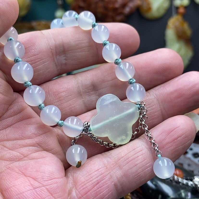 【闪购商品】蛇纹石玉手牌未镶嵌