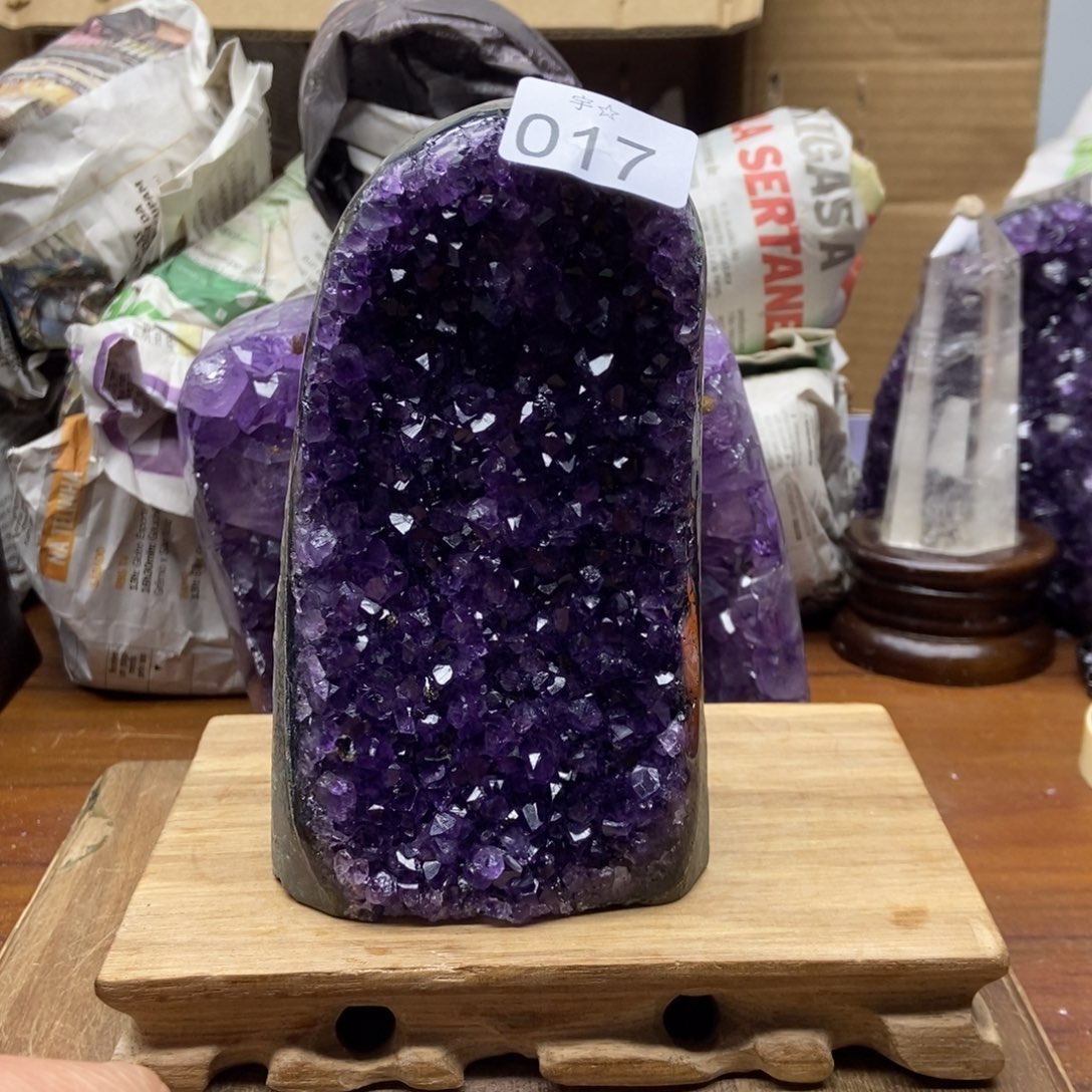 紫晶大型摆件（非配饰）未镶嵌