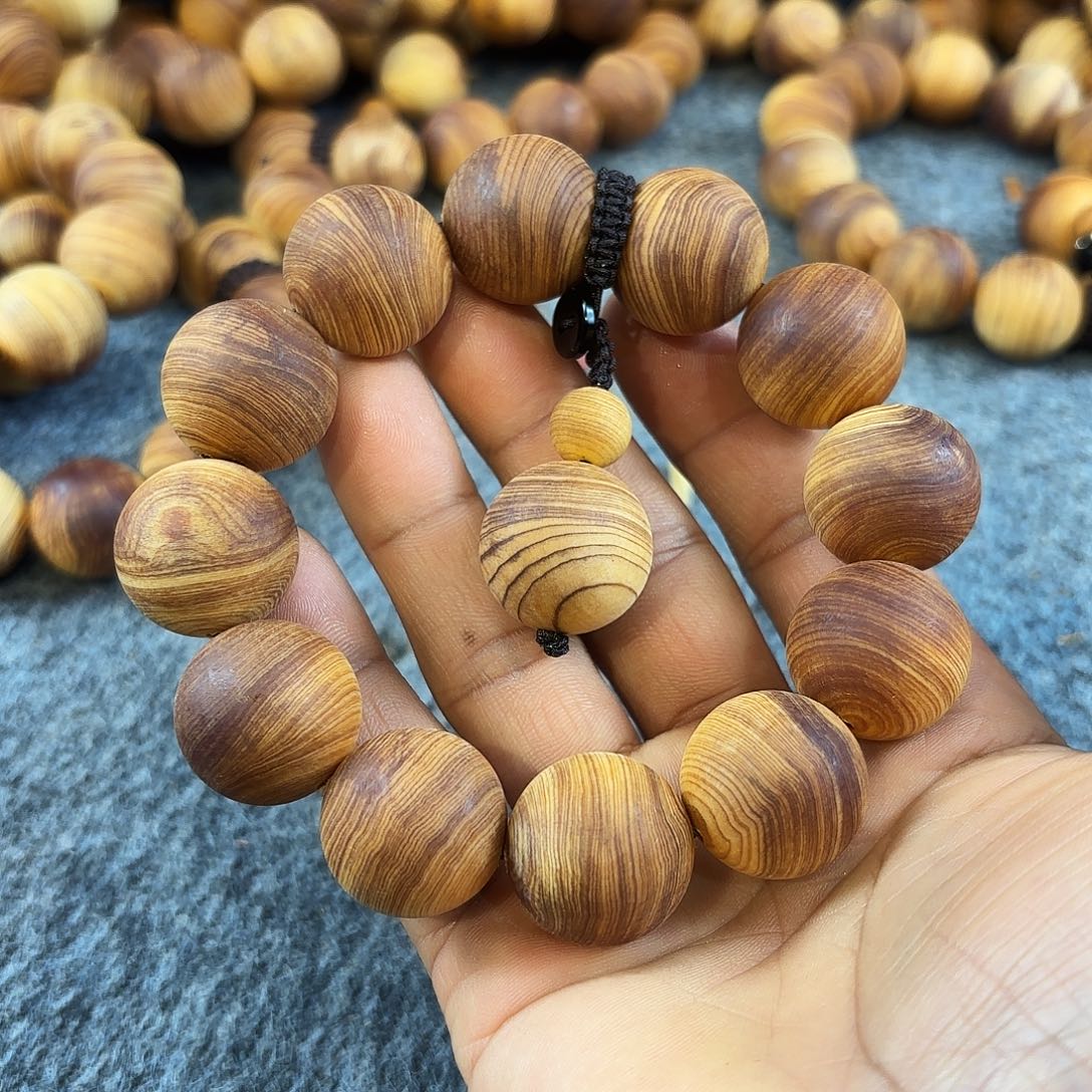 崖柏2.0粗抛毛珠 糖心果冻沉水料 超奇南香巨浓郁