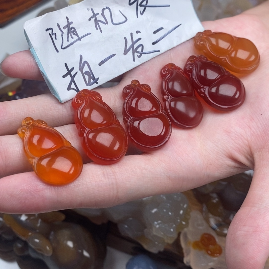 玛瑙/玉髓未镶嵌颈饰