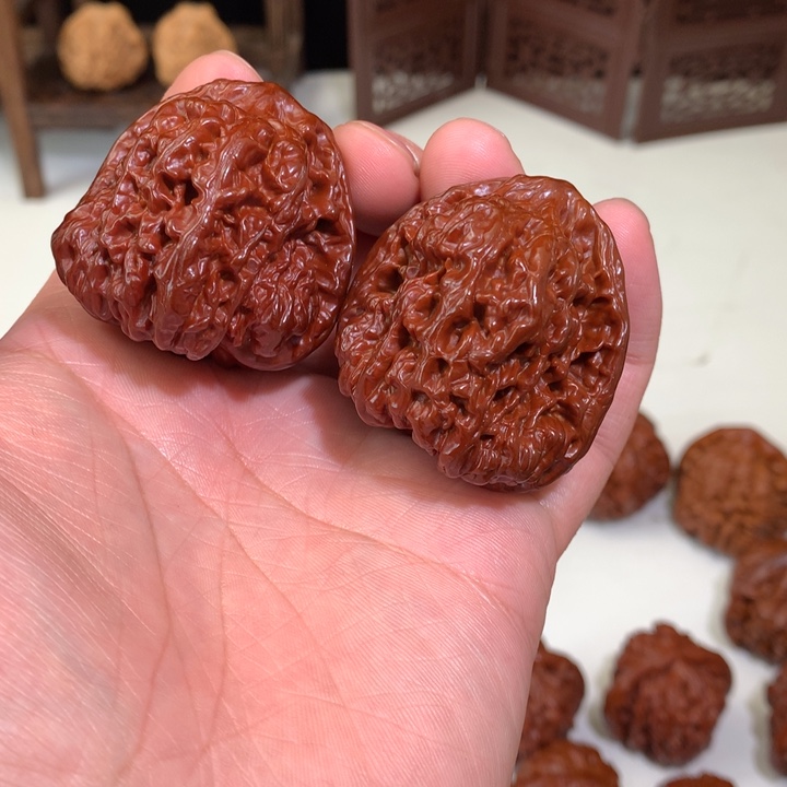 文玩核桃吊坠蝉王41.8