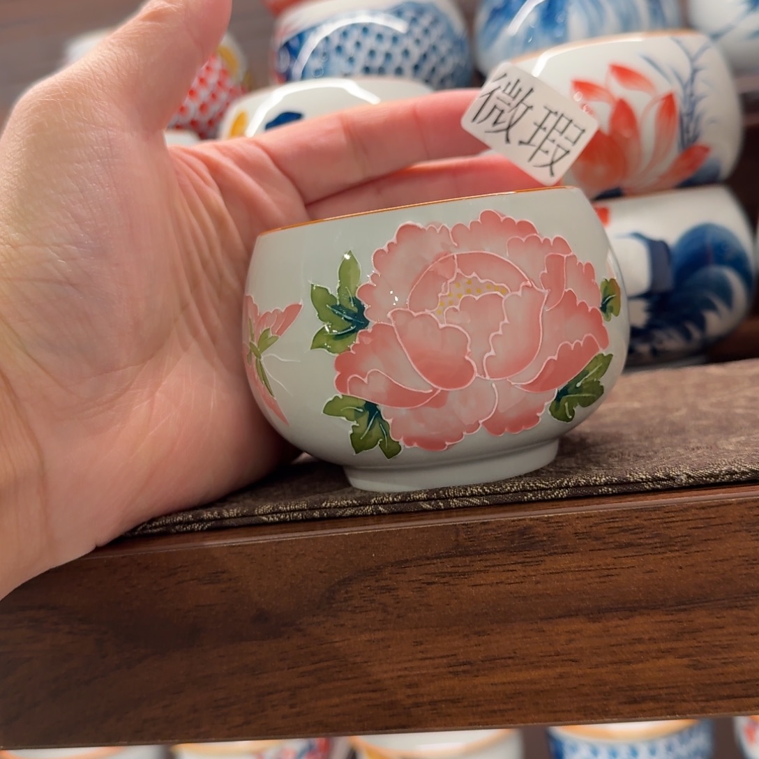 釉下手绘茶具微瑕