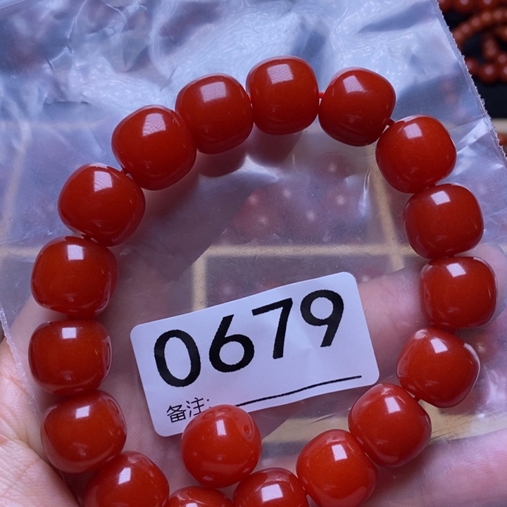 南红玛瑙手链合金心**月