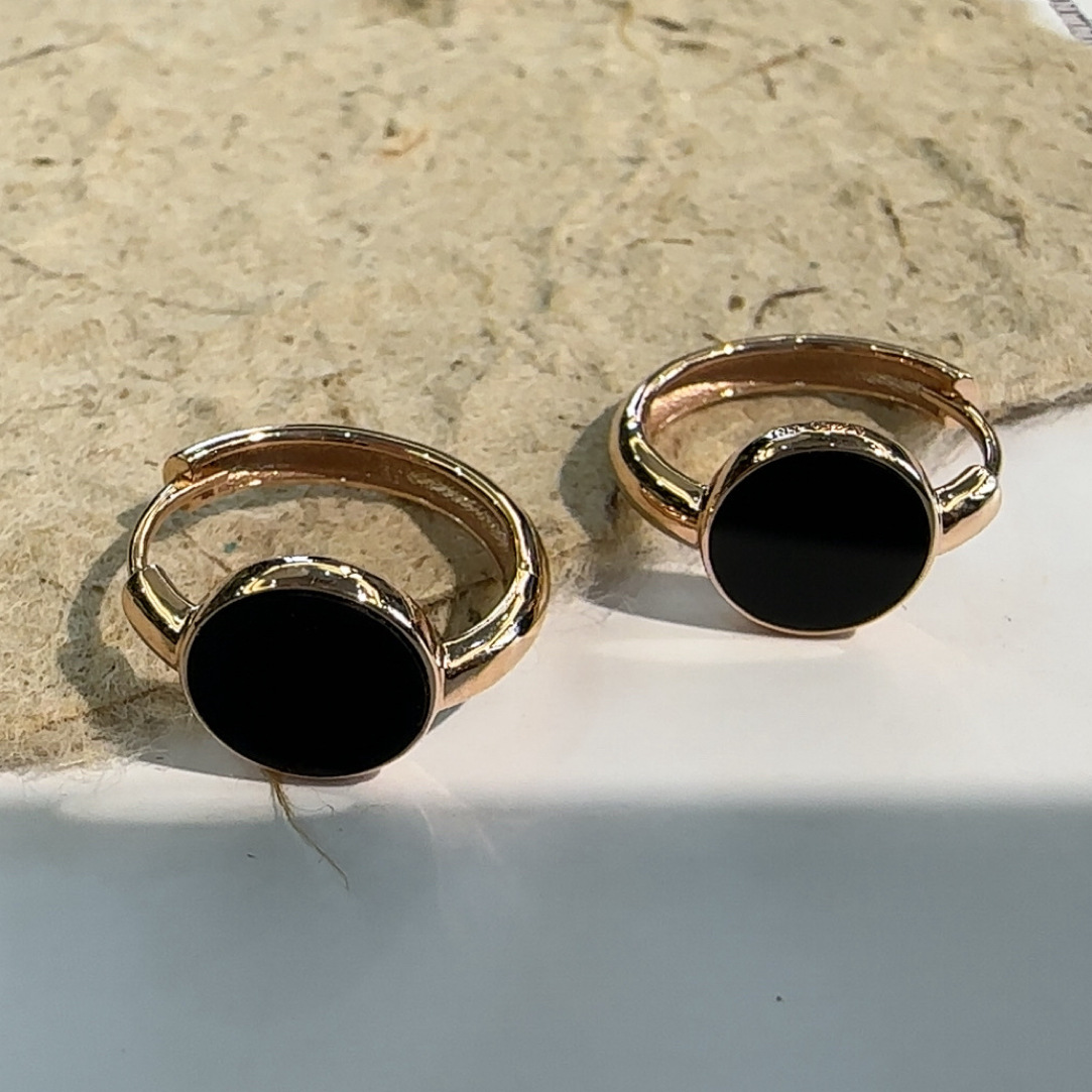 正品18K金设计款黑饼耳环