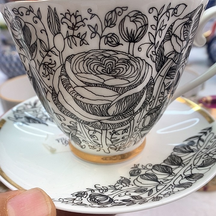 俄皇正品康乃馨杯碟