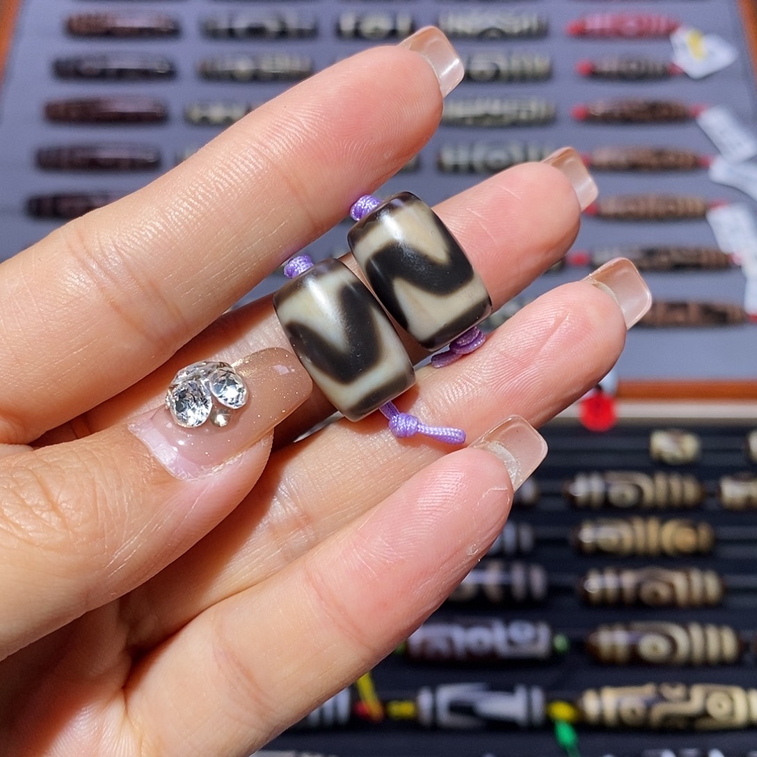 藏***阁玛瑙/玉髓未镶嵌手链