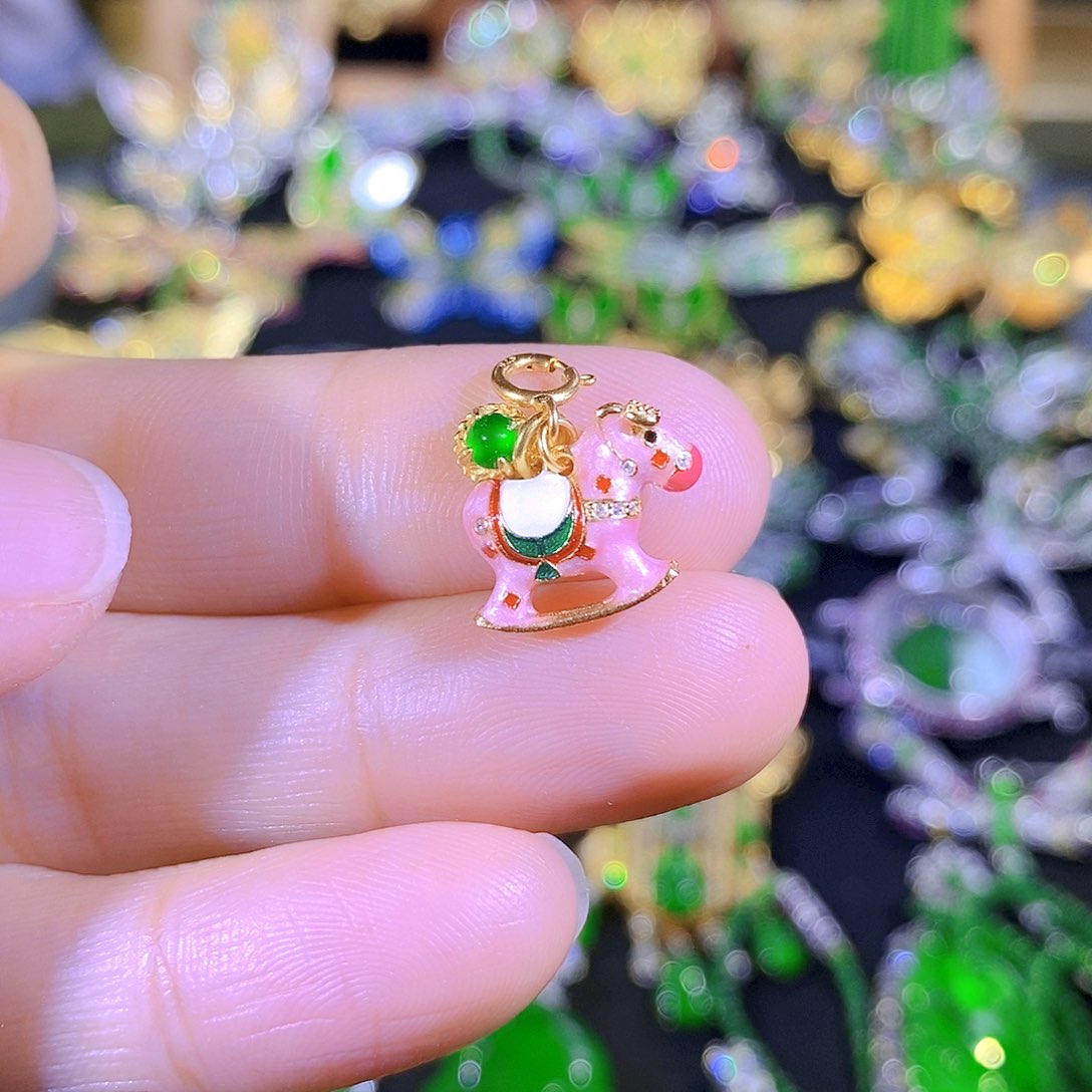 颈饰银S925镶嵌翡翠