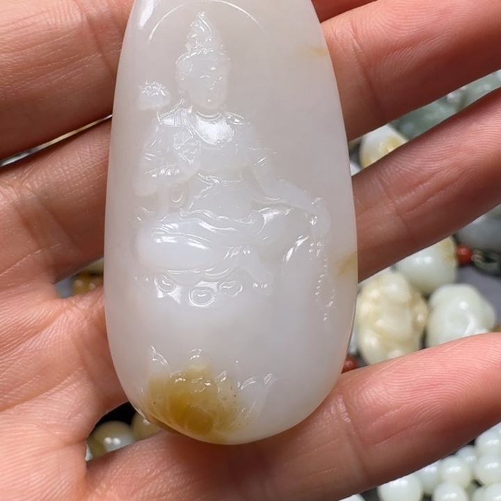 和田玉颈饰未镶嵌