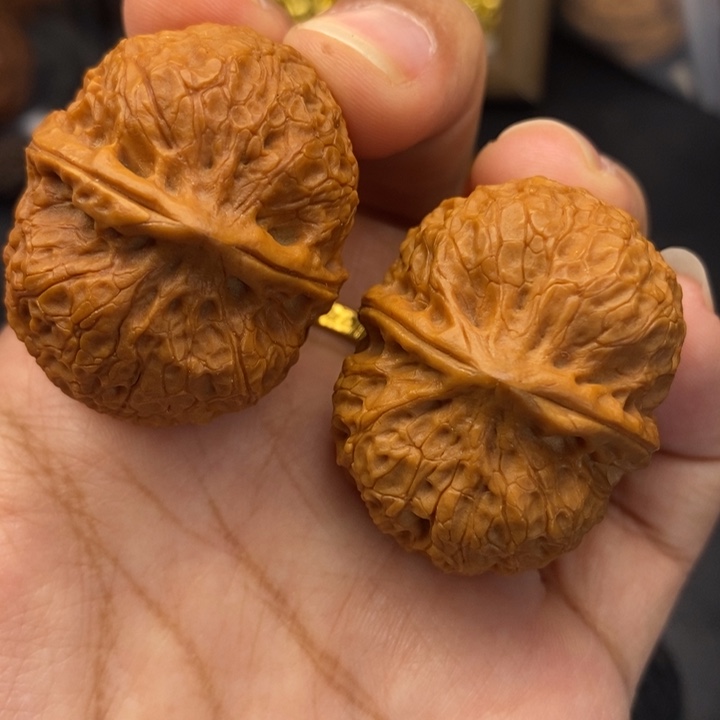 文玩核桃把件38尺玄武元宝