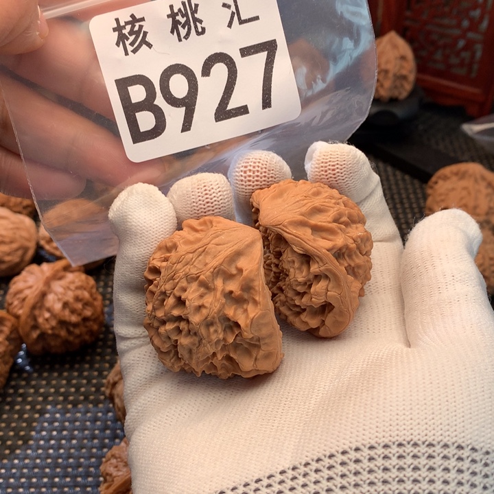 吊坠文玩核桃鹰嘴47