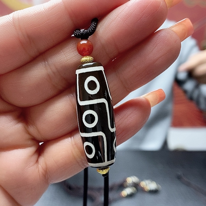 玛瑙/玉髓颈饰合金