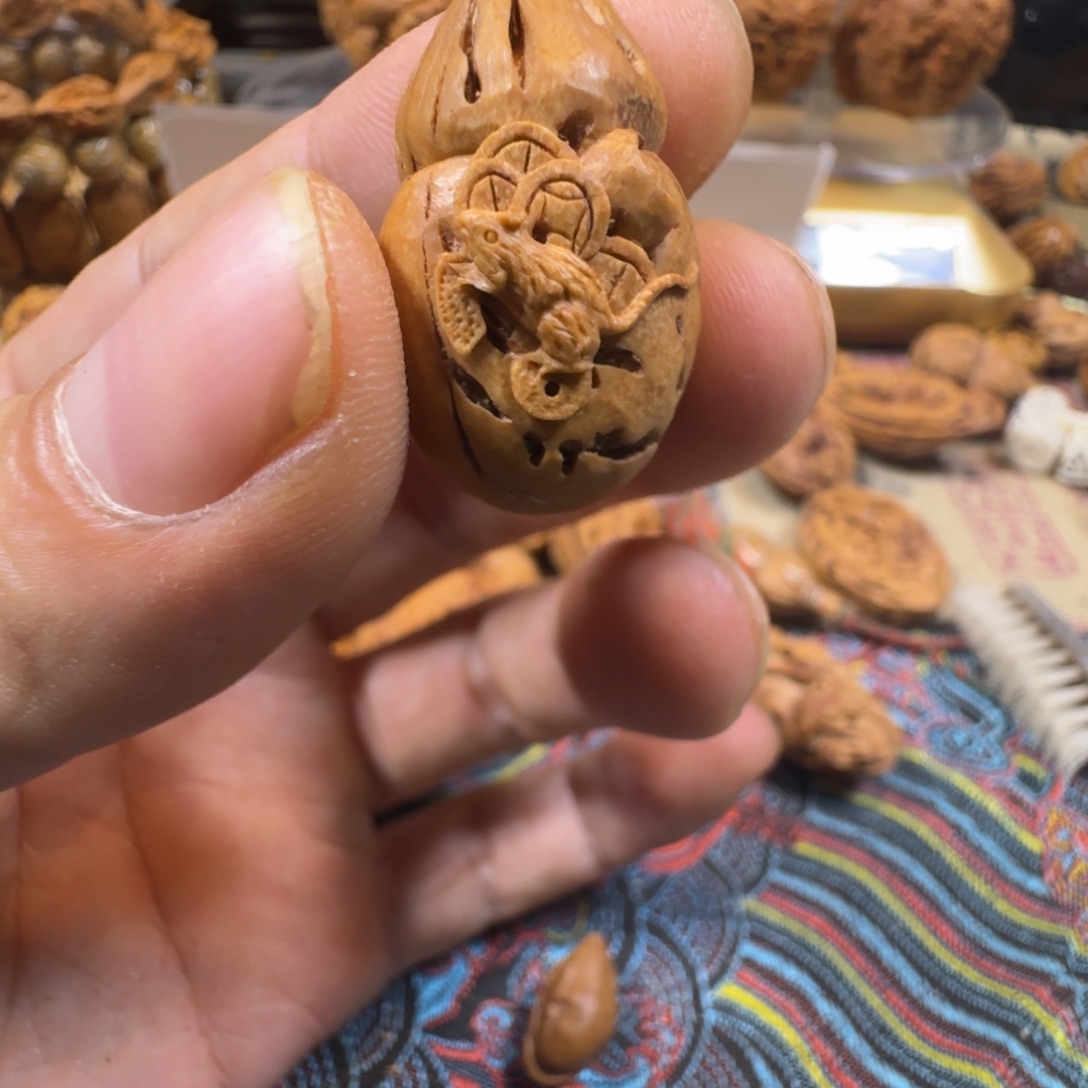 核桃手串/手链葫芦雕刻两个老鼠