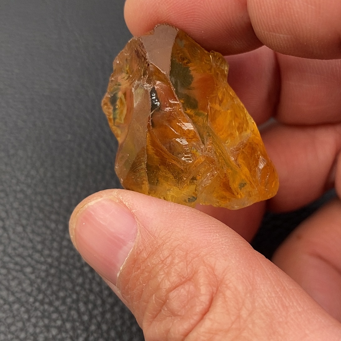 珠宝半成品水晶未镶嵌