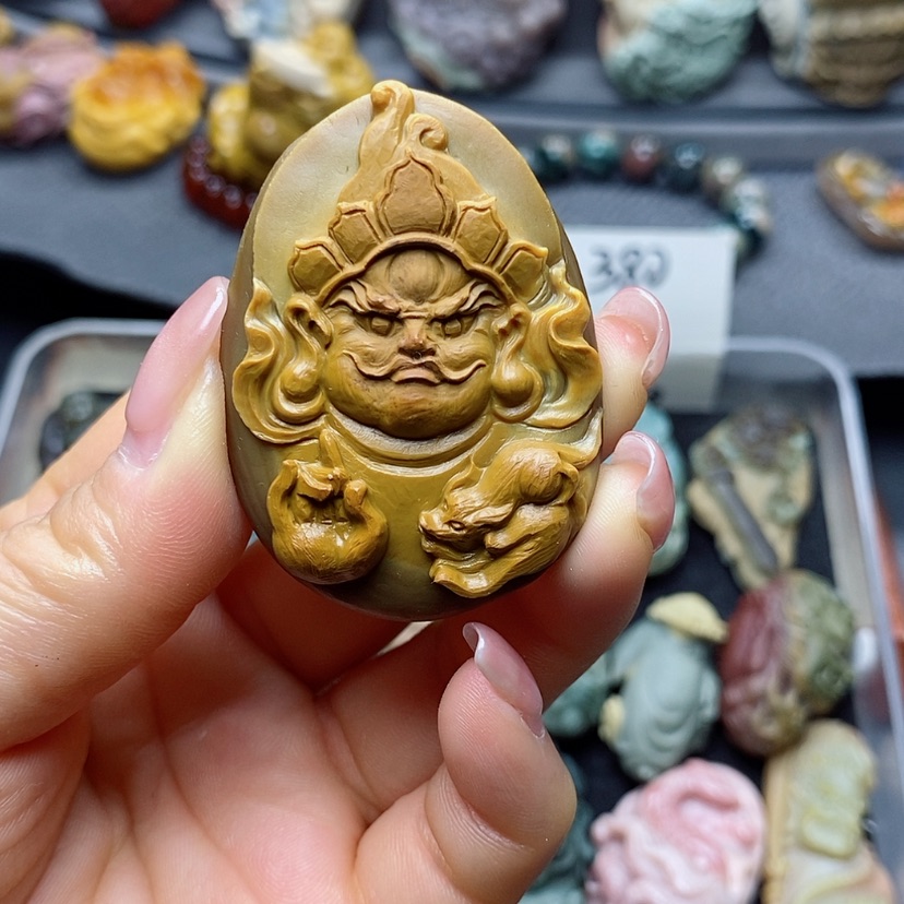 【闪购商品】定制石英质玉吊坠未镶嵌