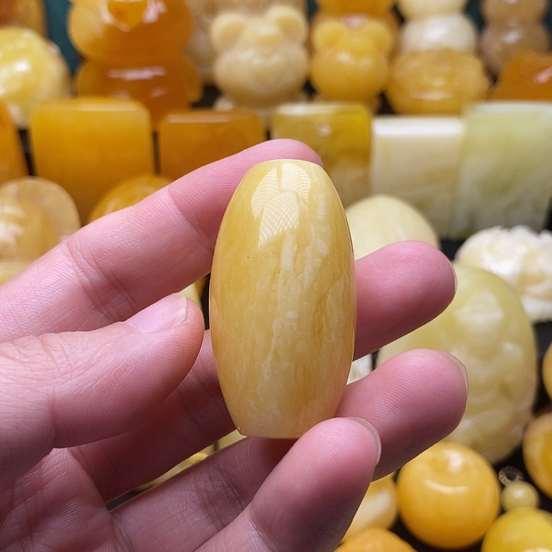 琥珀颈饰未镶嵌琥珀蜜蜡吊坠