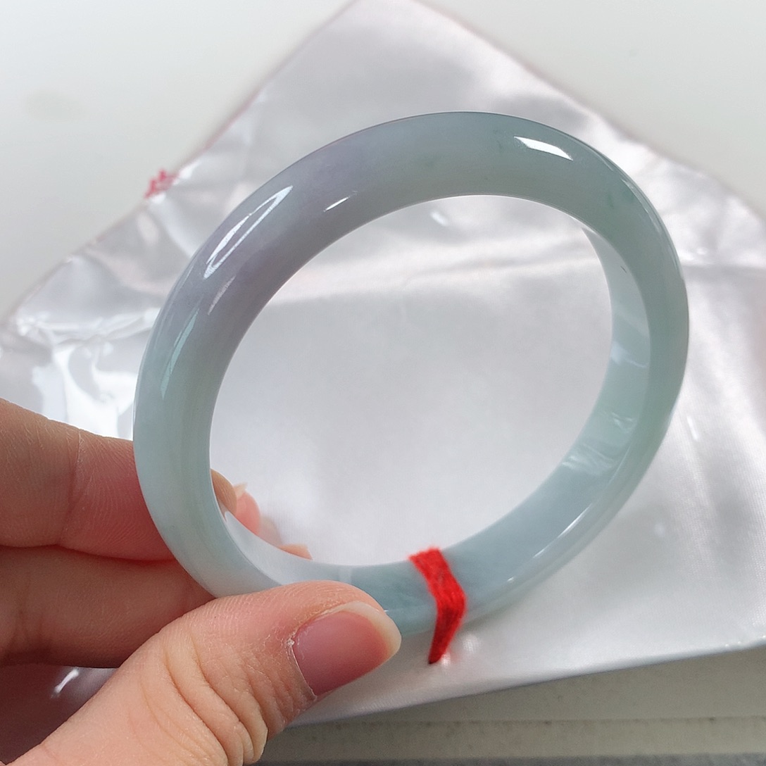 翡翠手镯未镶嵌①⑥①