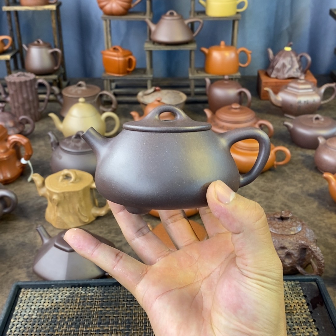 茶壶紫砂25669996858888889