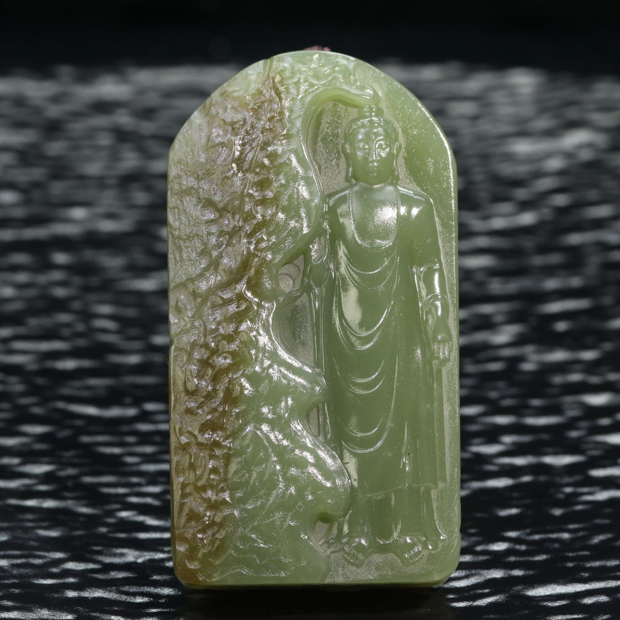 14和田玉双色站观音吊坠/801212上海嘉禾拍卖