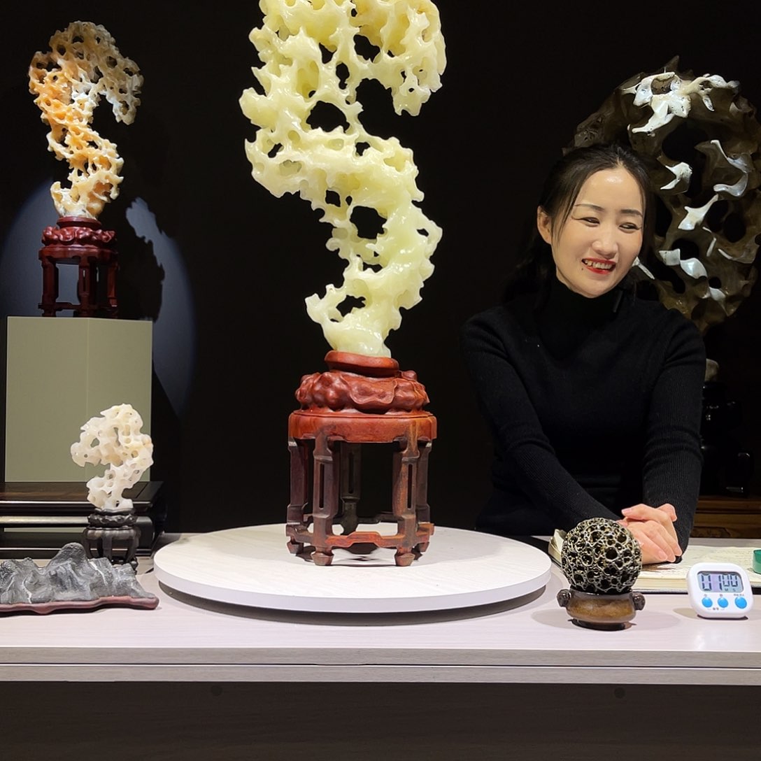 y*r太湖石太湖石摆件