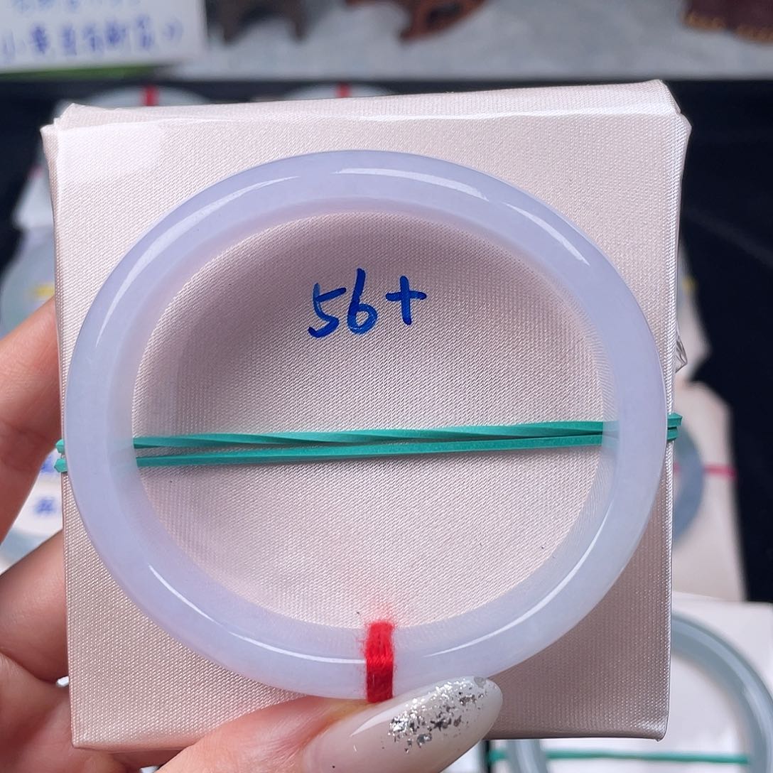 翡翠手镯未镶嵌缅甸翡翠手镯12