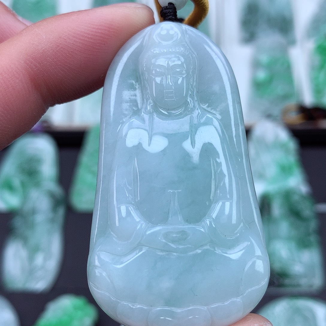 翡翠颈饰未镶嵌翡翠吊坠