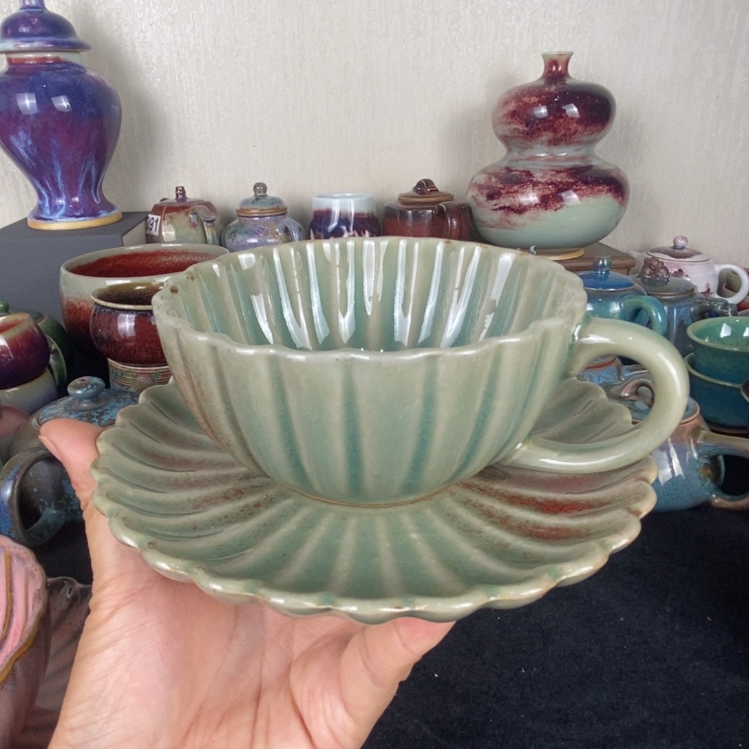 中国神后钧瓷茶具瑕疵处理