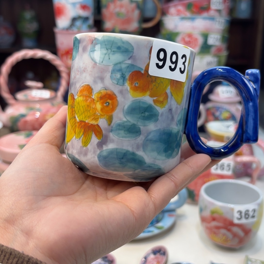 瓷片兔兔好漂亮呜呜a a l l l l lu